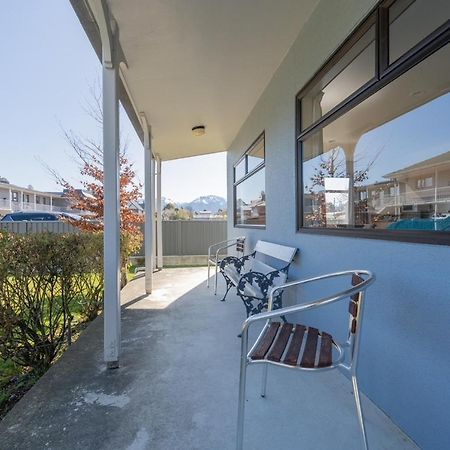 Te Anau Motel & Apartments Экстерьер фото