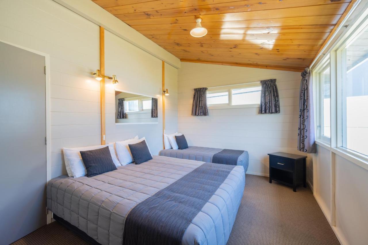 Te Anau Motel & Apartments Экстерьер фото